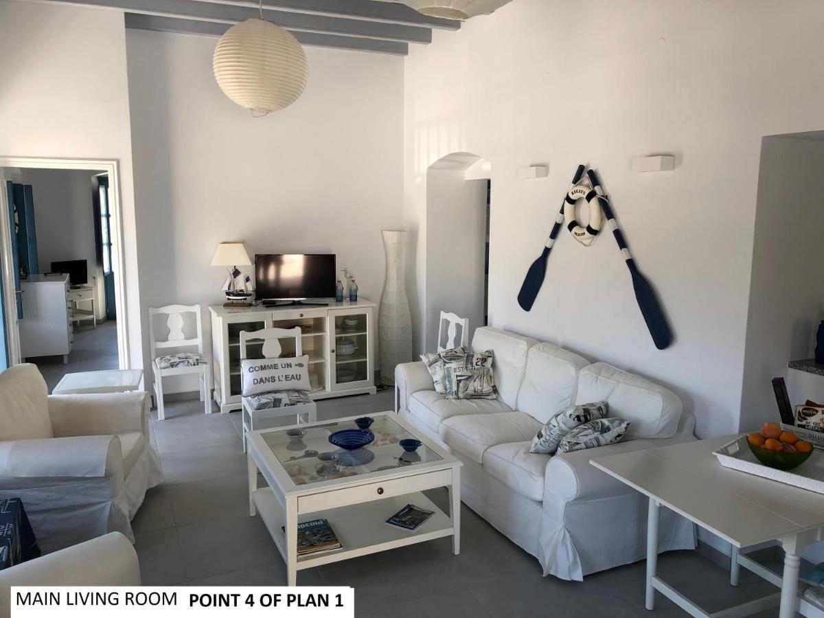 Appartement Aegean Dream 1 And Aegean Dream 2 à Agia Marina  Extérieur photo